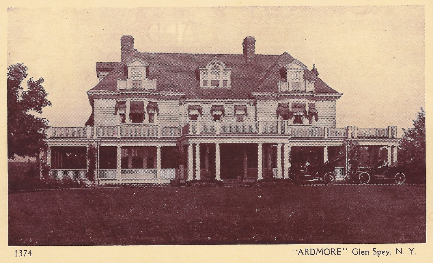 This postcard of the Ardmore in Glen Spey, NY shows the awnings that kept the place cool. You could probably sleep on the second-story porch too, assuming it wasn’t raining.
